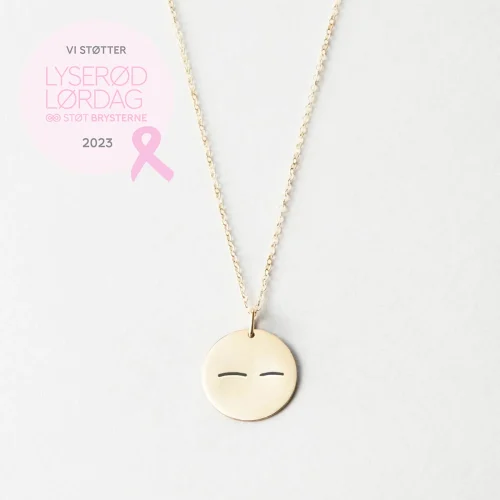 "Mastektomi" Boobies Halskæde - Personligt Smykke fra Øndig Jewellery. Du støtter med 100 kr. til Støt Brysterne når du køber denne “Mastektomi” Boobies Halskæde. Din støtte går direkte til forskning i brystkræft.