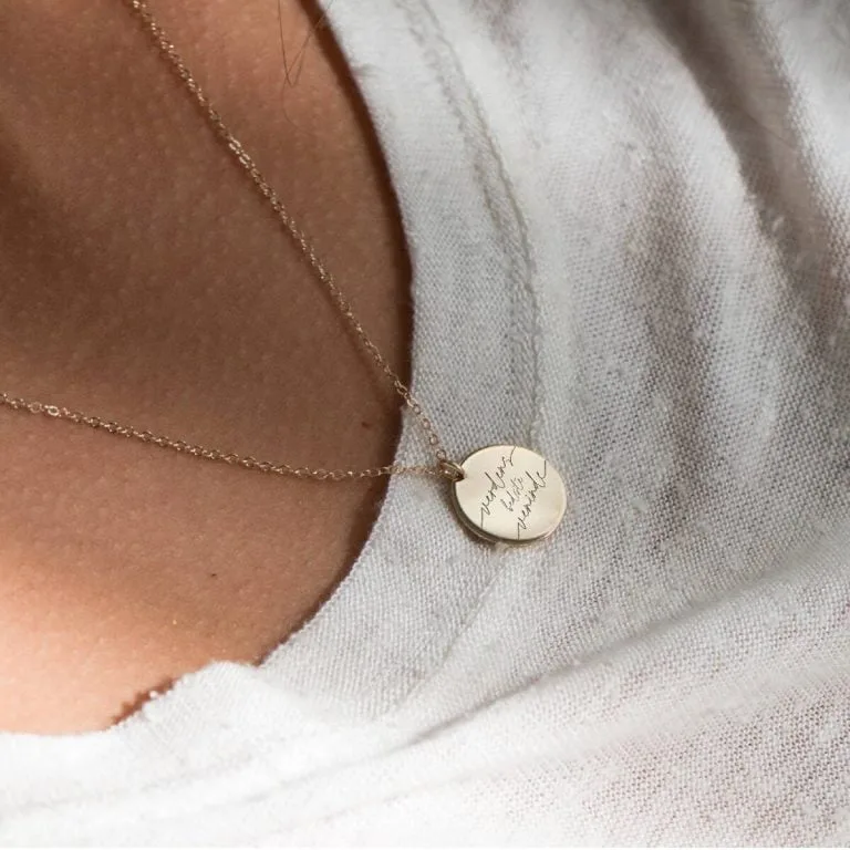 Verdens bedste veninde - Personligt Smykke fra Øndig Jewellery. Venindesmykke med personligt touch.