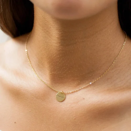 Namaste - halskæde - Personligt Smykke fra Øndig Jewellery. En hilsen af respekt og spiritualitet.