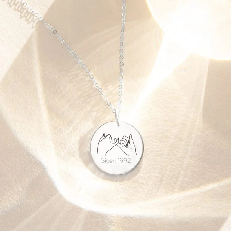 Pinky Promise - You & Me - Personligt Smykke fra Øndig Jewellery. Ubrydeligt bånd: Pinky Promise halskæden.