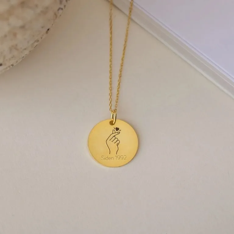 Knips, det lille hjerte - Personligt Smykke fra Øndig Jewellery. Knips – Personlig kærlighedshilsen om halsen.