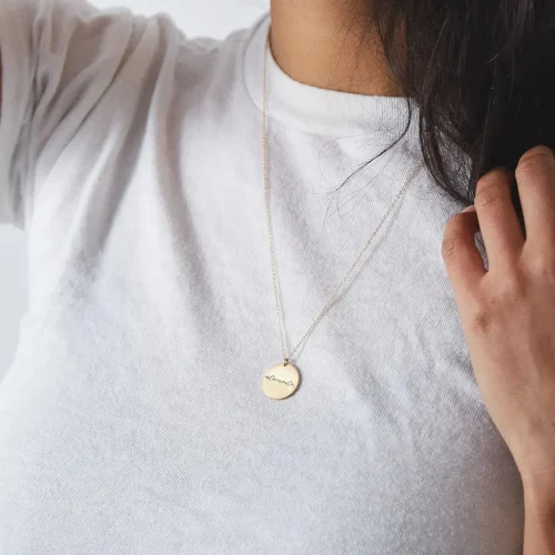 Storesøster - halskæde - Personligt Smykke fra Øndig Jewellery. En hyldest til den ældre søster, der ofte er en vejleder.