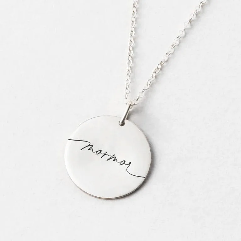 Mormor - halskæde - Personligt Smykke fra Øndig Jewellery. Mormor-halskæde: Kærlighed og minder i smuk gaveæske