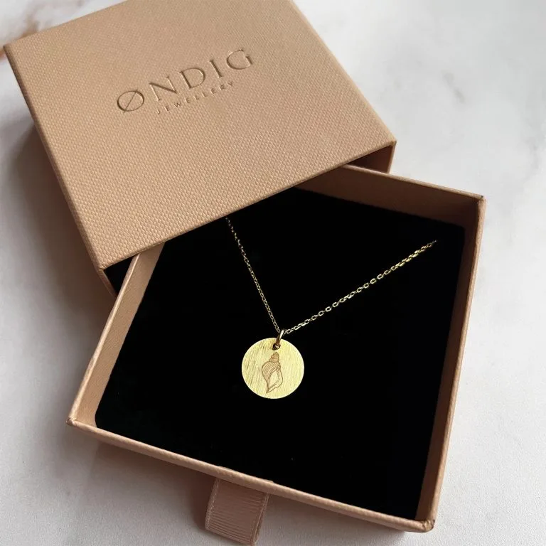 Konkylie halskæde - 01 - Personligt Smykke fra Øndig Jewellery. En uforglemmelig gave til nære relationer