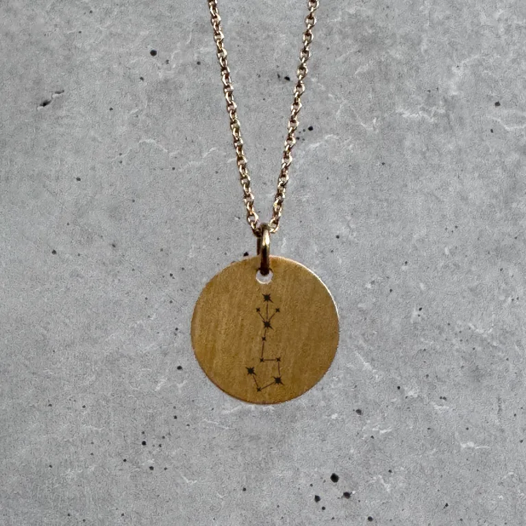 Skorpionen Stjernebillede - Personligt Smykke fra Øndig Jewellery. Stjernebilledet Skorpionen - kan personligøres