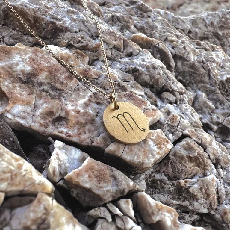 Skorpionen Stjernetegn - Personligt Smykke fra Øndig Jewellery. Stjernetegnet Skorpionen - Personliggør dit smykke