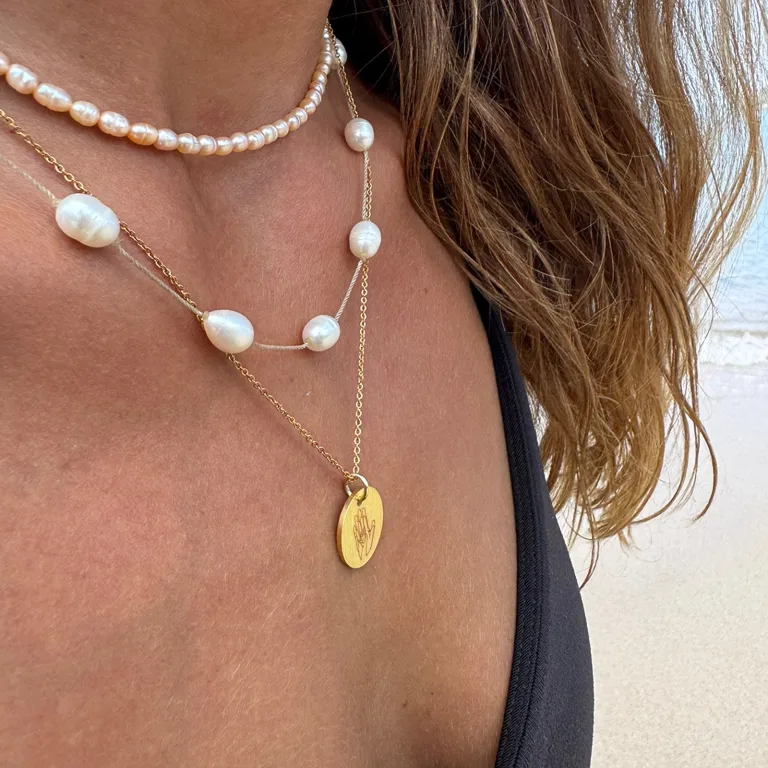 Familiens hænder - Personligt Smykke fra Øndig Jewellery. Giv en personlig gave fuld af kærlighed