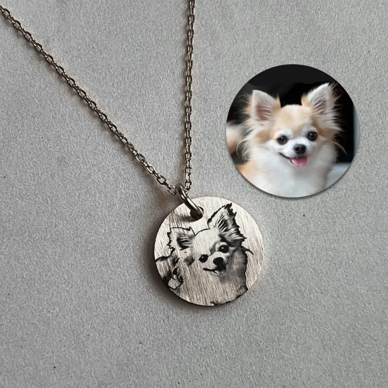 Fotohalskæde af din hund - Personligt Smykke fra Øndig Jewellery. Bær din hund tæt på hjertet