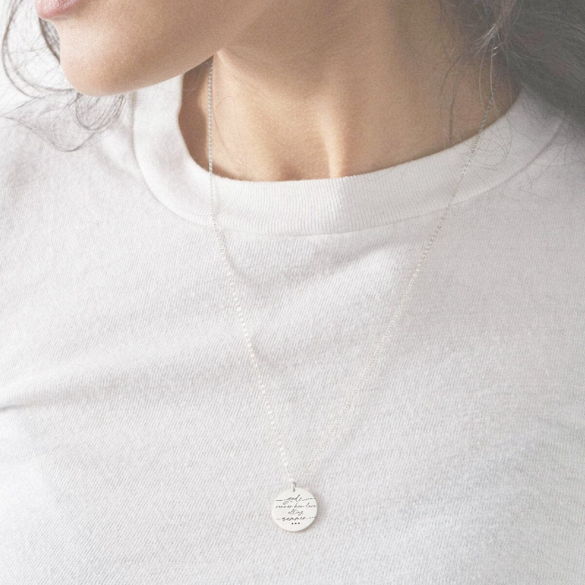 gode-venner-kan-lave-alting-sam-el-product-image-oendig-04-jpg Gode venner kan lave alting sammen... - Personligt Smykke fra Øndig Jewellery. Forevig venskab med unik indgravering!