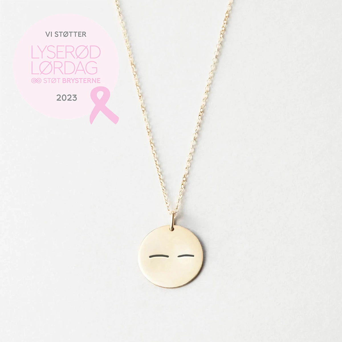mastektomi-cirkel-closeup-product-image-oendig-02-webp "Mastektomi" Boobies Halskæde - Personligt Smykke fra Øndig Jewellery. Du støtter med 100 kr. til Støt Brysterne når du køber denne “Mastektomi” Boobies Halskæde. Din støtte går direkte til forskning i brystkræft.