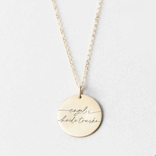 Sygeplejerske halskæde - Engel i hvide træsko - Personligt Smykke fra Øndig Jewellery. Hæder sygeplejersken med smuk halskæde.