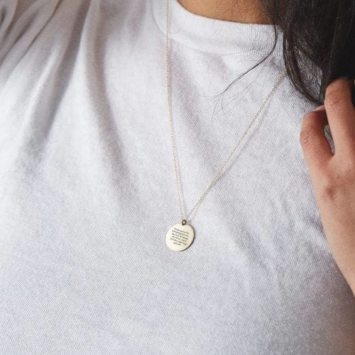 Gode venner kan lave alting sammen, men kun de bedste venner er i stand til at lave ingenting sammen - halskæde - Personligt Smykke fra Øndig Jewellery. En hyldest til den komfort og lethed, der findes i ægte venskab.