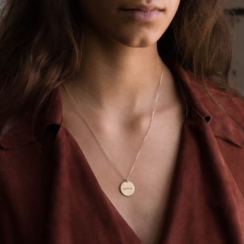 Jeg elsker dig - halskæde - Personligt Smykke fra Øndig Jewellery. Tre små ord med stor betydning, indkapslet i et smykke.