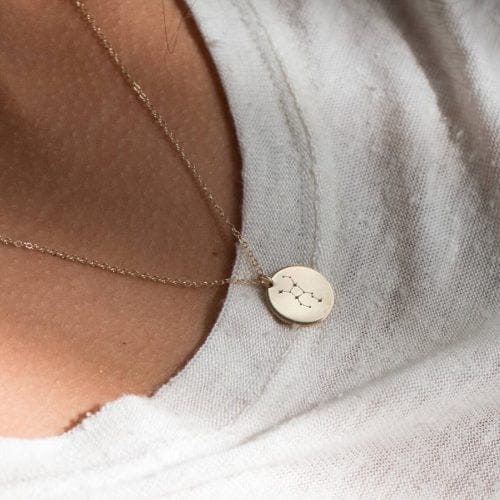 Jomfruen Stjernebillede - Personligt Smykke fra Øndig Jewellery. Bær universets magi om halsen.