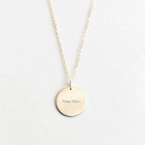 Power Mom - halskæde - Personligt Smykke fra Øndig Jewellery. En anerkendelse af moderskabets styrke og sejhed.