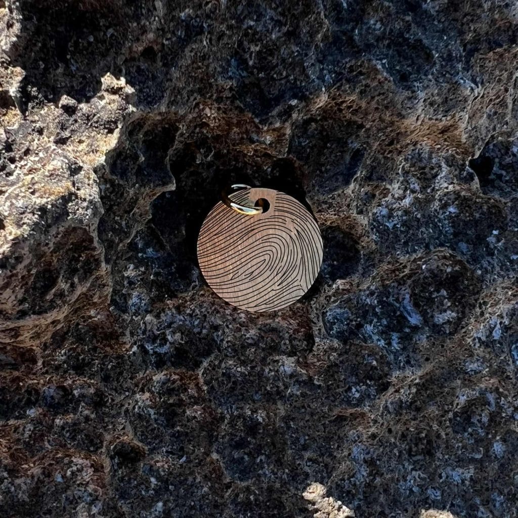 Dit fingeraftryk som lineart - Personligt Smykke fra Øndig Jewellery. Dit fingeraftryk i elegant lineart - unik gaveidé!