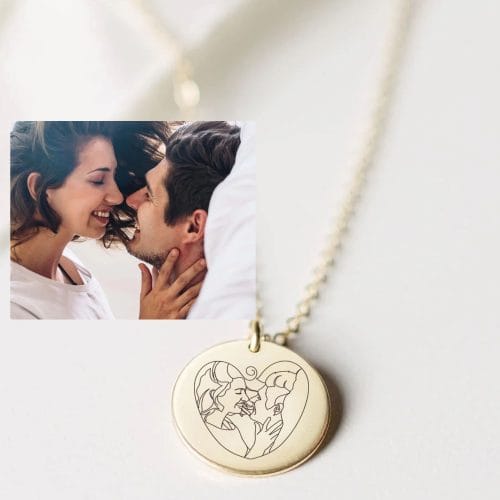 line-art-of-image7-jpg Halskæde med billede - Personligt Smykke fra Øndig Jewellery. Bær dine minder med stil – Halskæde med billede.🌸💖