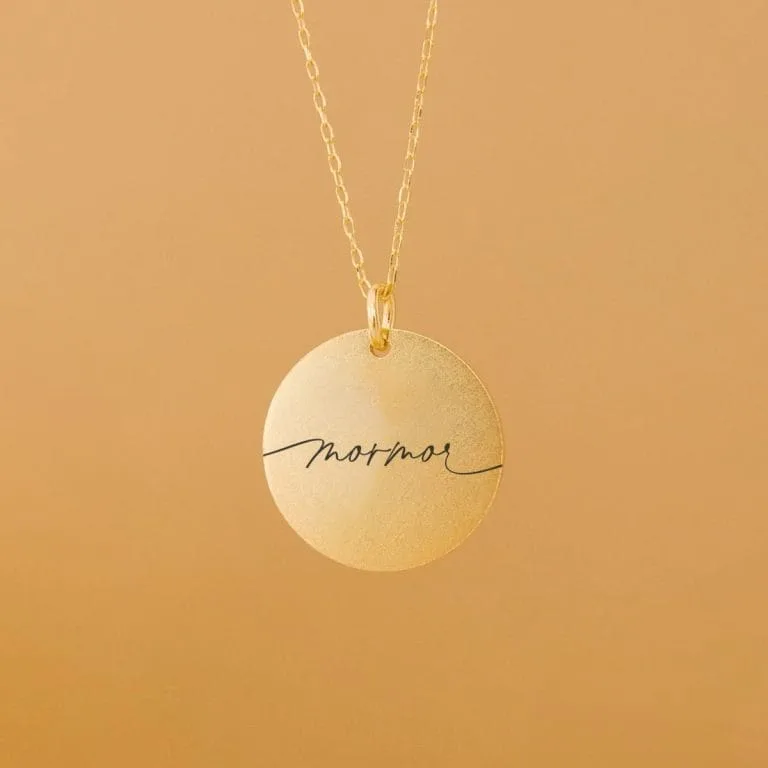 Mormor - halskæde - Personligt Smykke fra Øndig Jewellery. Mormor-halskæde: Kærlighed og minder i smuk gaveæske
