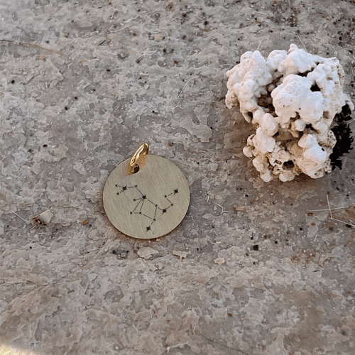 Skytten Stjernebillede - Personligt Smykke fra Øndig Jewellery. Stjernebilledet Skytten - kan personligøres