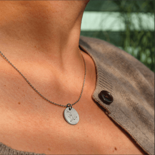 Skytten Stjernebillede - Personligt Smykke fra Øndig Jewellery. Stjernebilledet Skytten - kan personligøres