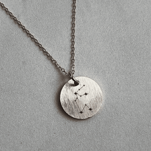 Vandmanden Stjernebillede - Personligt Smykke fra Øndig Jewellery. Stjernebilledet Vandmanden - kan personligøres