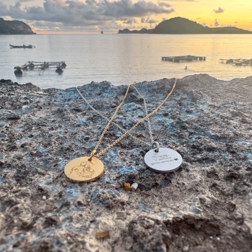 Du og jeg... Vi skal blive gamle sammen ❤️ - Personligt Smykke fra Øndig Jewellery. Det perfekte symbol på jeres kærlighed