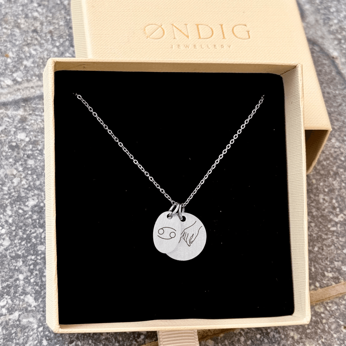 krebsen-stjernetegn-superellipse-3.png Krebsen Stjernetegn Superellipse Halskæde - Personligt Smykke fra Øndig Jewellery. Personlig Krebsen superellipse-halskæde