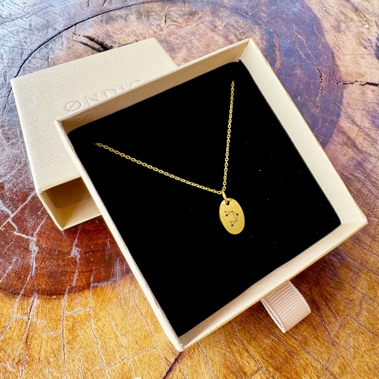 Vægten Stjernebillede Superellipse Halskæde - Personligt Smykke fra Øndig Jewellery. Vægten stjernebillede i superellipseform
